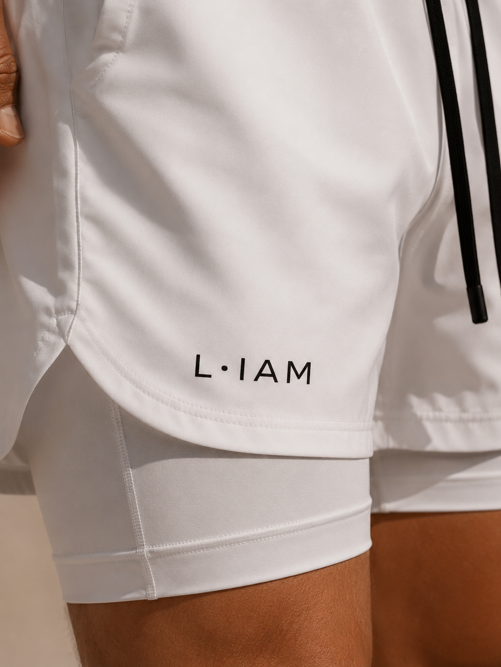 Short 2-en-1 White Edition L•IAM — Pure Performance